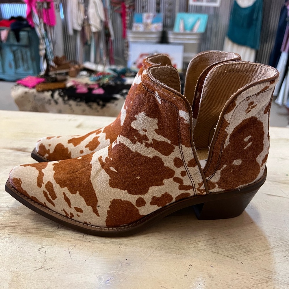 Myra booties
